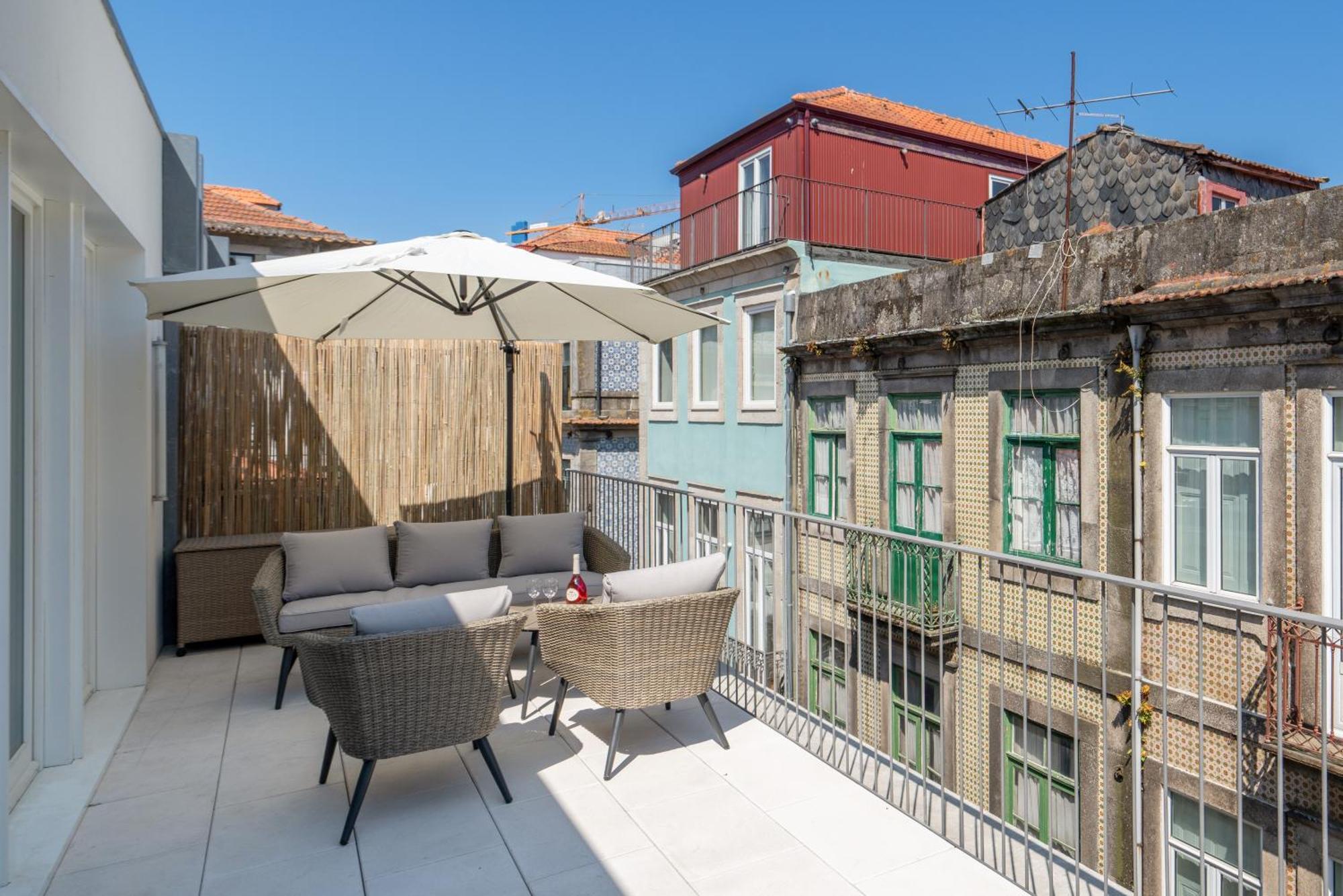 Host Wise - Luxurious Private Flats - Balcony Διαμέρισμα Πόρτο Δωμάτιο φωτογραφία